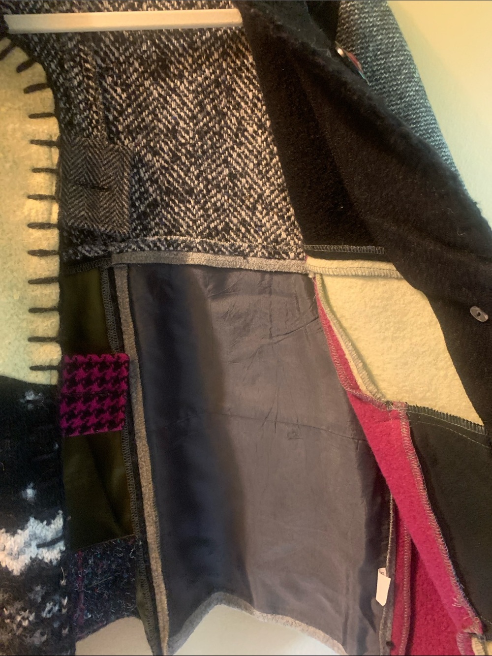 Baabaazuzu Wool Fuzzy Patchwork Jacket Size Medium - Picture 9 of 12